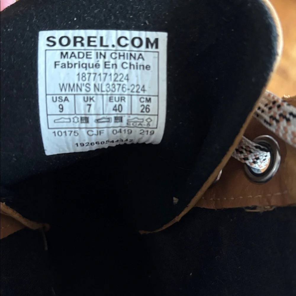Sorel Women's Lexie Wedge Boots Women’s Camel Leather Gray Felt 3376-224 Size 9